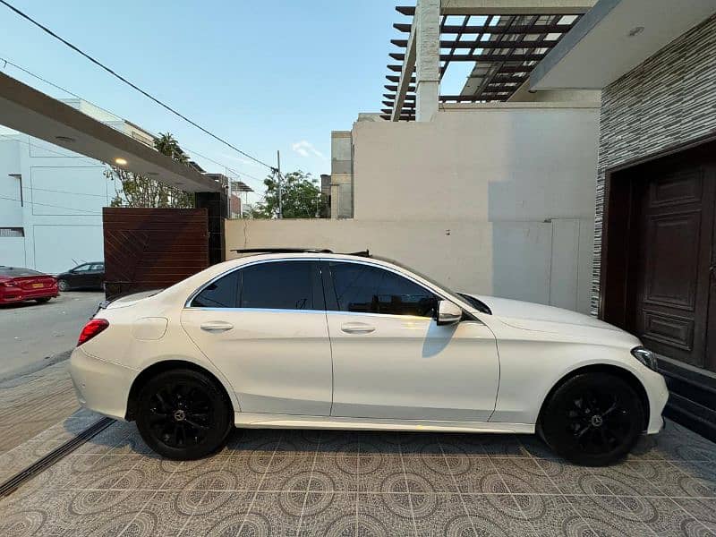 Mercedes Benz C class 180 AMG Full Option 4