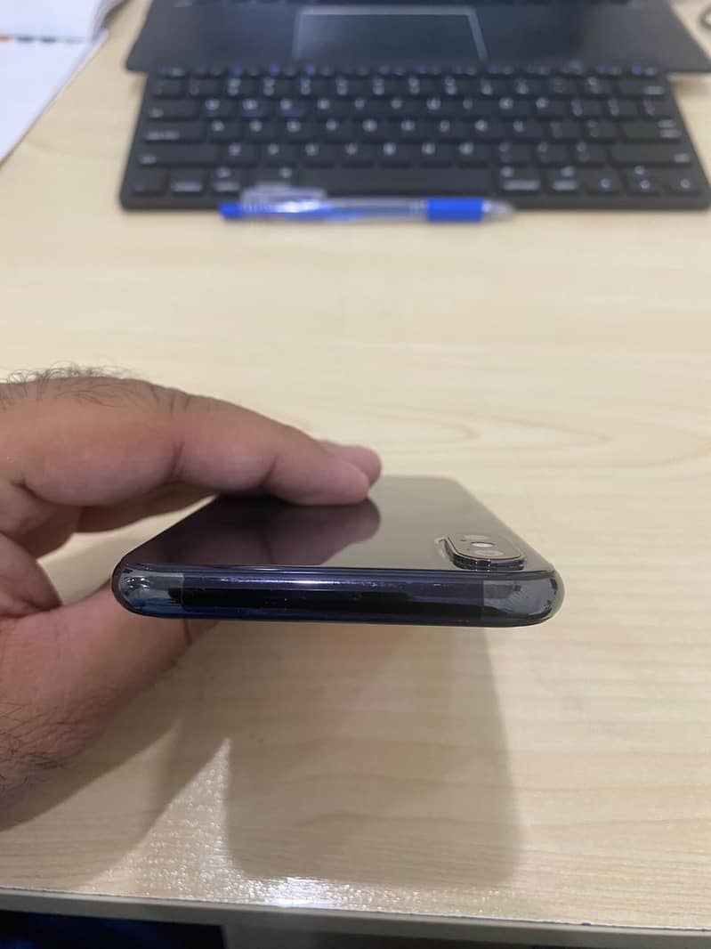 iPhone X 256GB Official PTA approved l For Sale 3