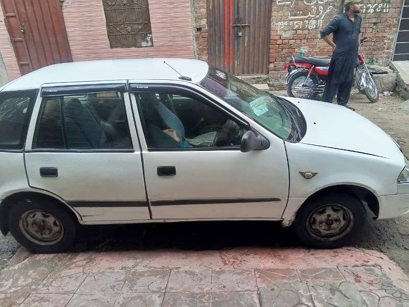 Suzuki Cultus Efi October 2007 4