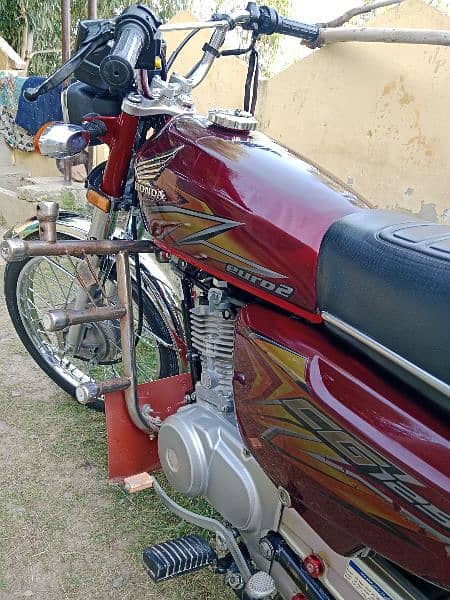 Honda CG 125 6