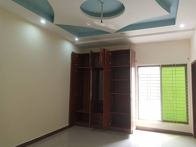 10 Marla Upper Portion For Rent 14