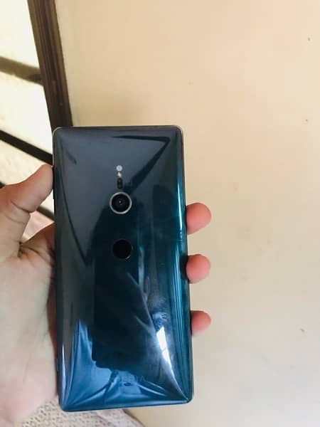 Sony Xperia XZ2 4/64 2