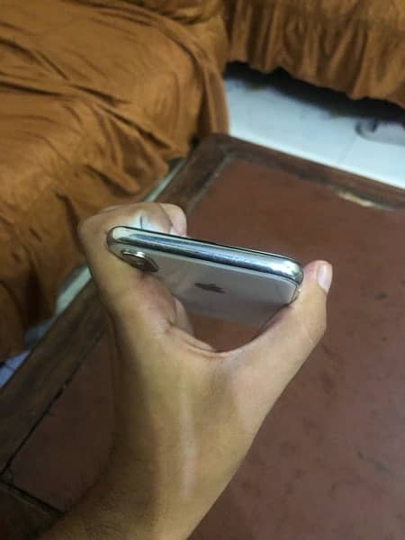 Iphone X 64gb pta aproved 1