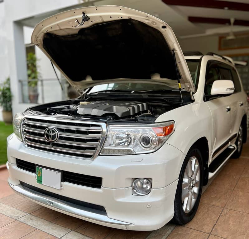 Toyota Land Cruiser 2013 ZX Full House 1