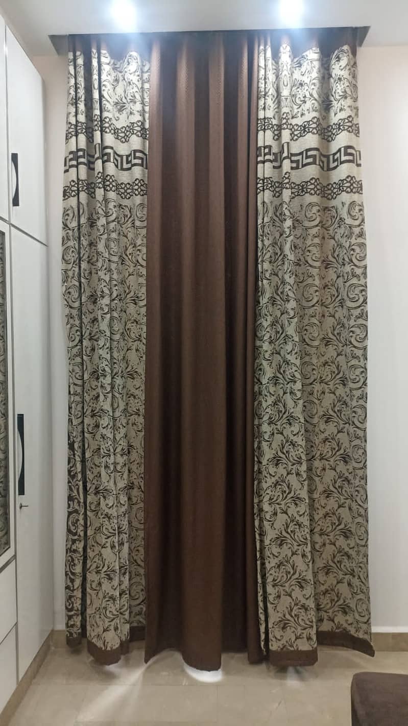 Curtains 0