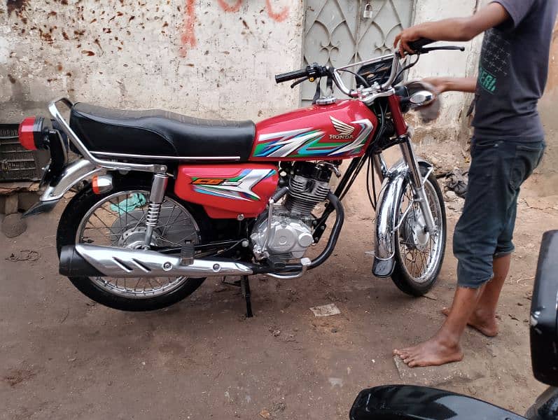 Honda 125 Model 23  Just Like New For Sale 9