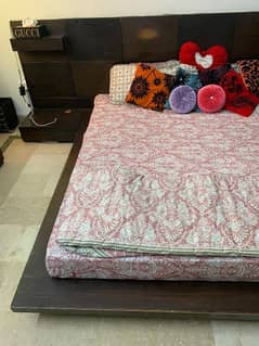 bed set/ king size bed set / Wooden double bed/ dressing/ side tables