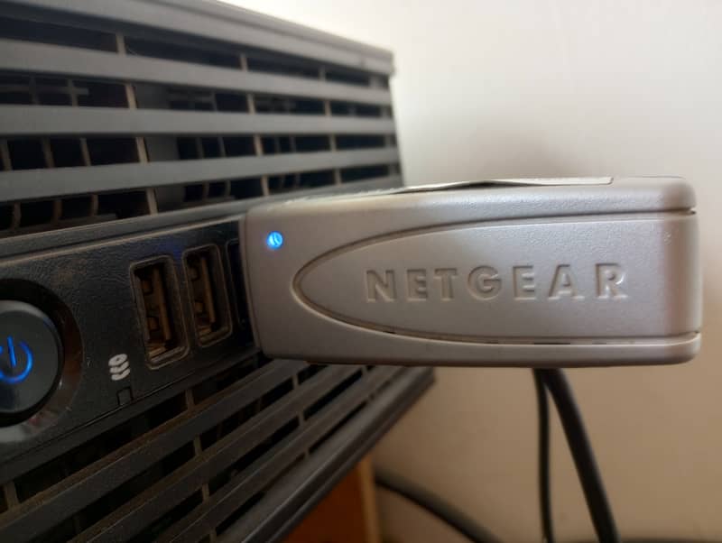 Netgear WG111v3 Wirless USB Adapter For Wifi Signal Best For Pc 3