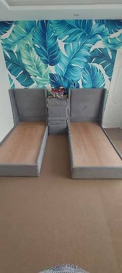 Single bed for kids with side tables