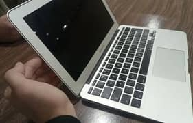 Macbook Air 11inch 0