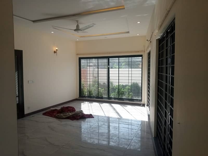 One Kanal House For Rent In Tipu Block Bahria Town Lahore 2