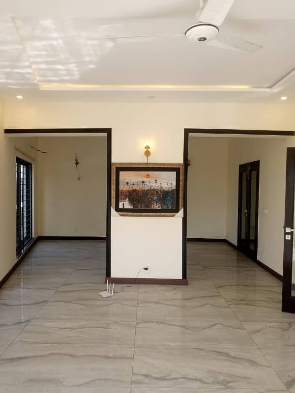 One Kanal House For Rent In Tipu Block Bahria Town Lahore 8