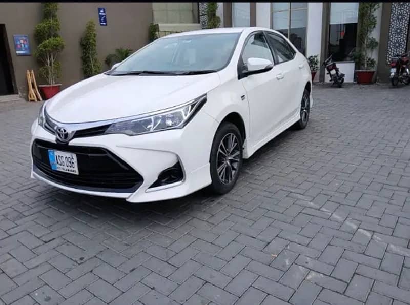 Toyota Corolla Altis 2021 4