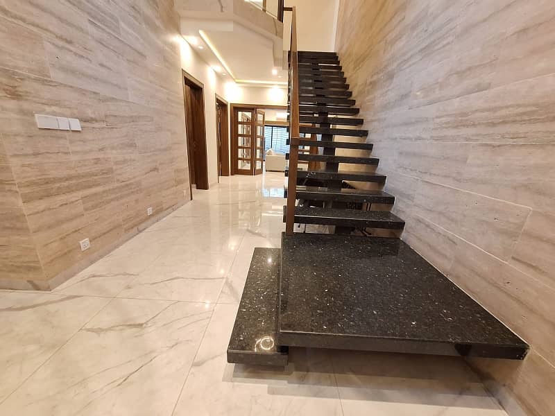 Luxury House For Sale In F7 Islamabad 6