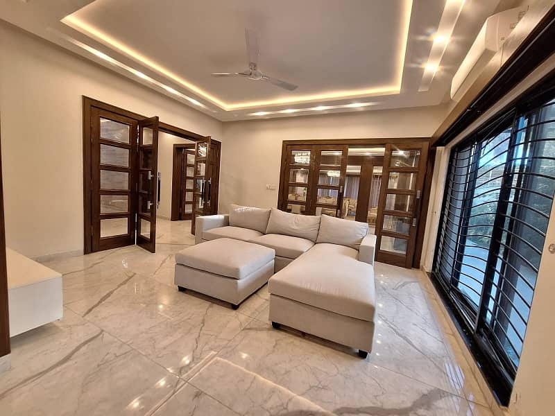 Luxury House For Sale In F7 Islamabad 9