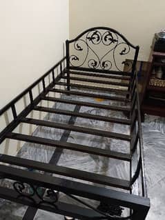 heavy wrought iron bed