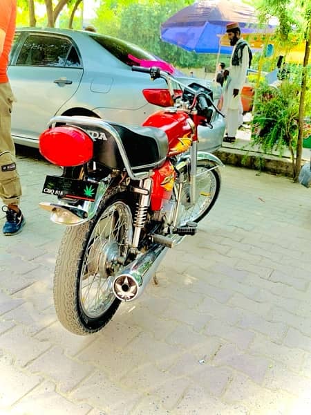 Honda 125  2021 model, 9/10 condition 5