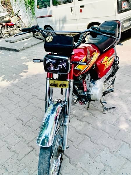 Honda 125  2021 model, 9/10 condition 7