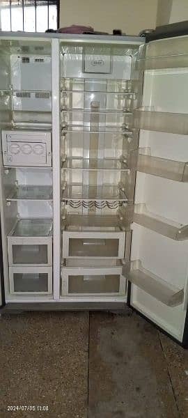 Samsung Double Door Freezer 4