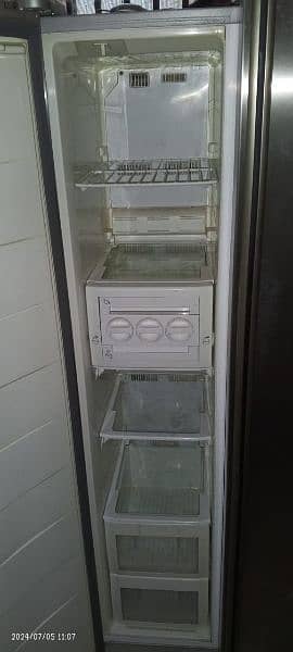 Samsung Double Door Freezer 6