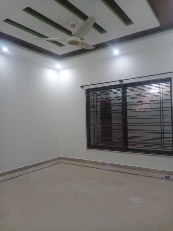 1 Kanal full house available for rent in G-15 12