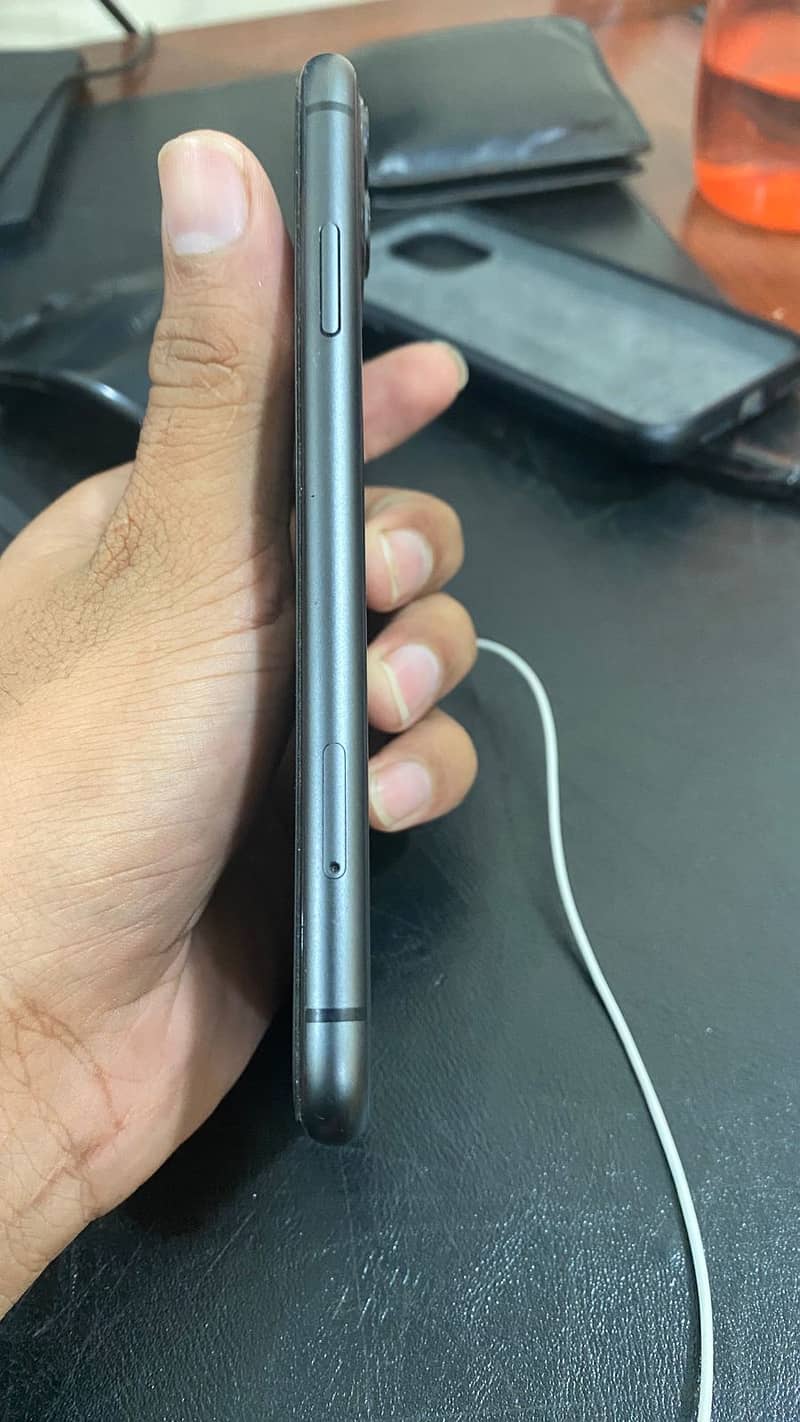 Iphone 11 PTA 128Gb 1