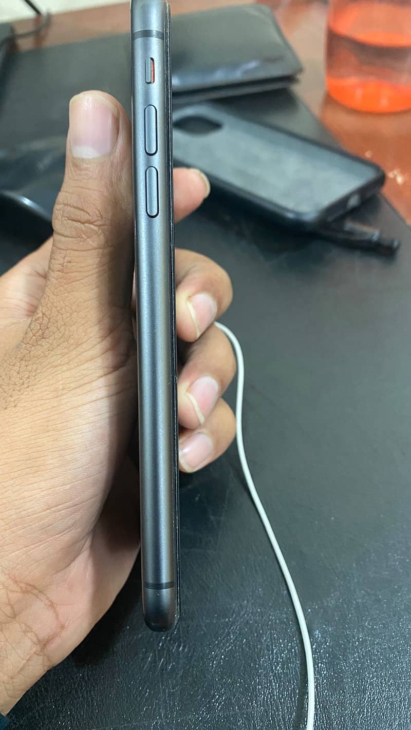 Iphone 11 PTA 128Gb 3