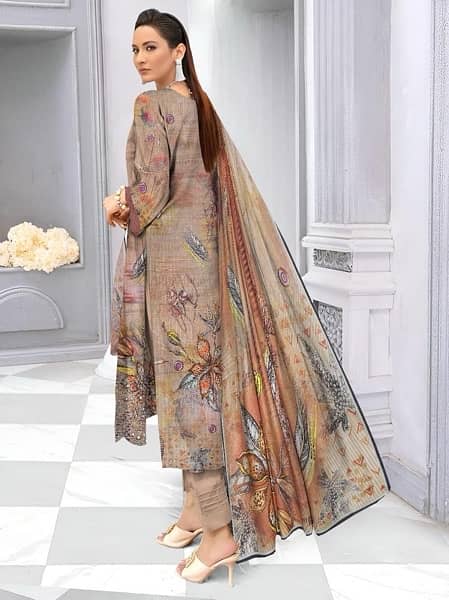 3 pc women unstitched lawn printed suit 3