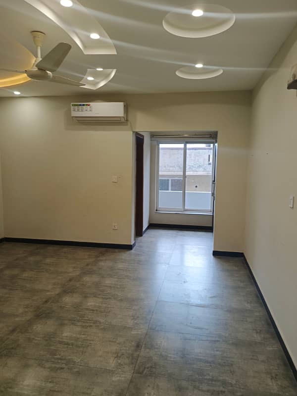 10 Marla Ground Portion For Rent In G-14 /4 islambad new Kashmir Highway 7