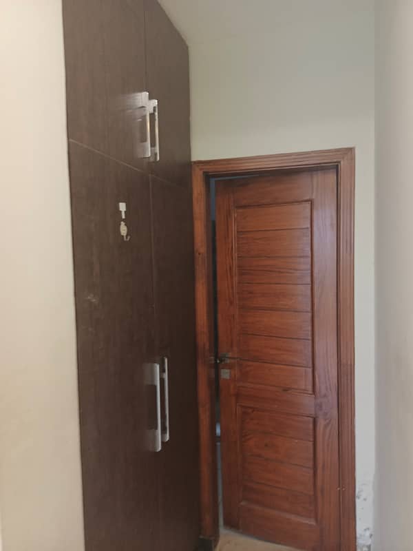 10 Marla Ground Portion For Rent In G-14 /4 islambad new Kashmir Highway 15