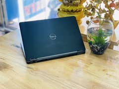 Dell Latitude UltraSlim Core i5 5th Generation 8GB Ram / 128GB SSD