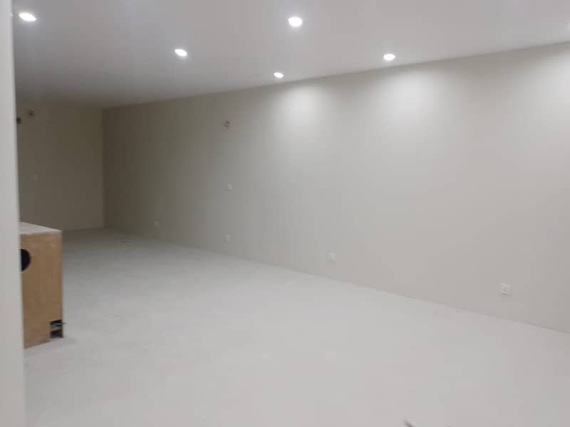 Commercial Floor For Rent at Cavalry Ground 9