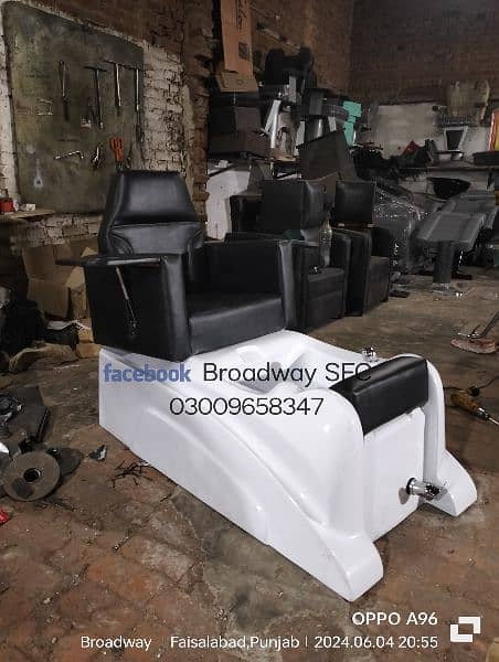 Salon chair Barber chair Pedicure Shampoo unit Facial bed 17