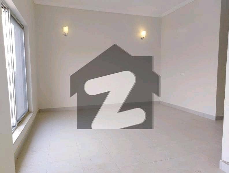 400 Square Yards House For Rent In KDA Officers Society Karachi 1