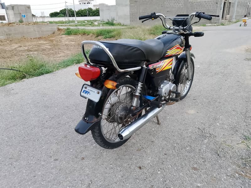 Honda CD70 Model-2020 4