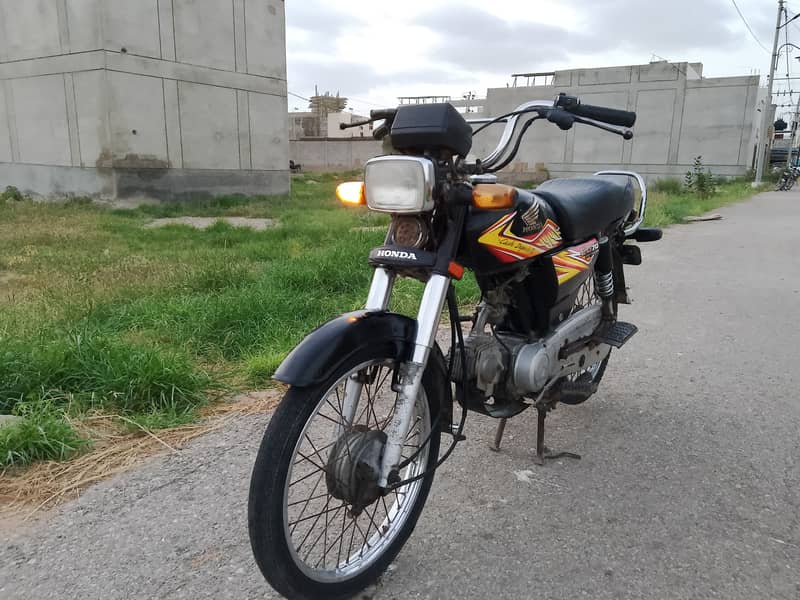 Honda CD70 Model-2020 5