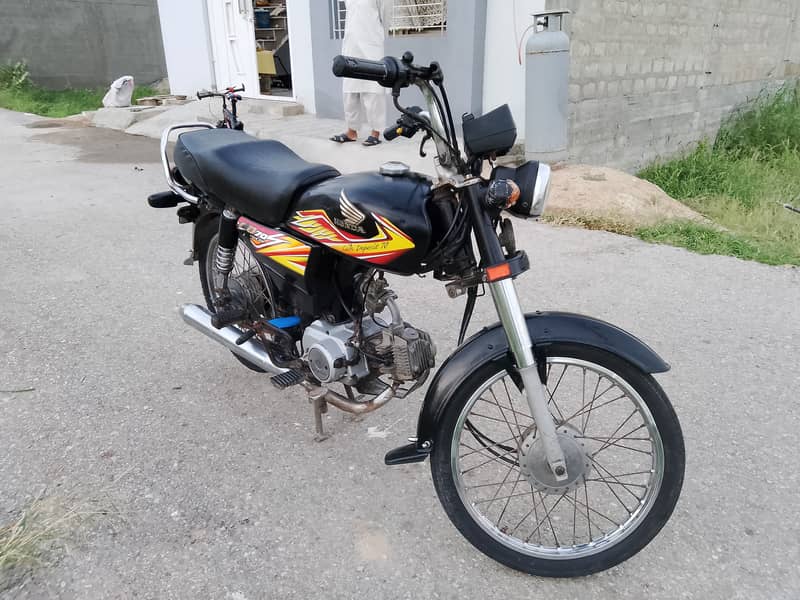 Honda CD70 Model-2020 6