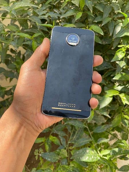 Moto z droid 4/32 fresh mobile. 1