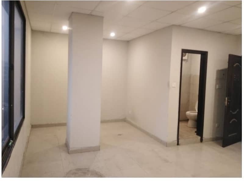 rea 350 Sq Ft Corporate Office Available For Rent In Main Boulevard Road Gulberg 3 Lahore 2