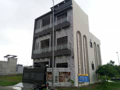 CORNER HOUSE FOR SALE BRAND NEW 0