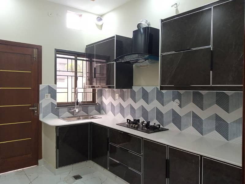 CORNER HOUSE FOR SALE BRAND NEW 11