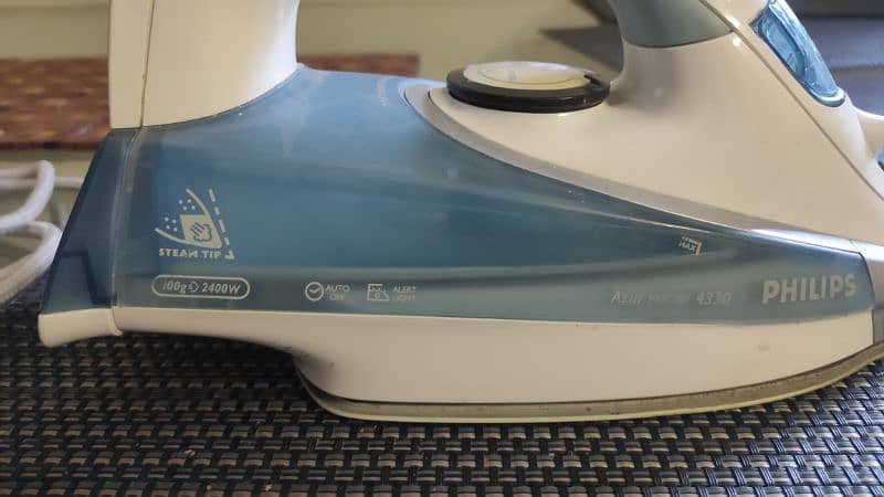 Philips steam iron 4