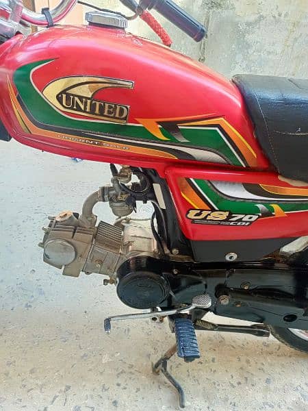 United 70cc 22 model. . 23 number 3