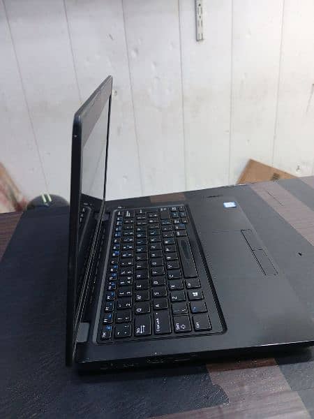 Dell Latitude 5290 0