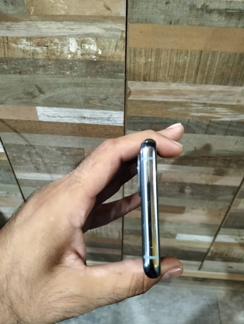 One plus 9 pro 12 256 brand new with 65 watt charger 6