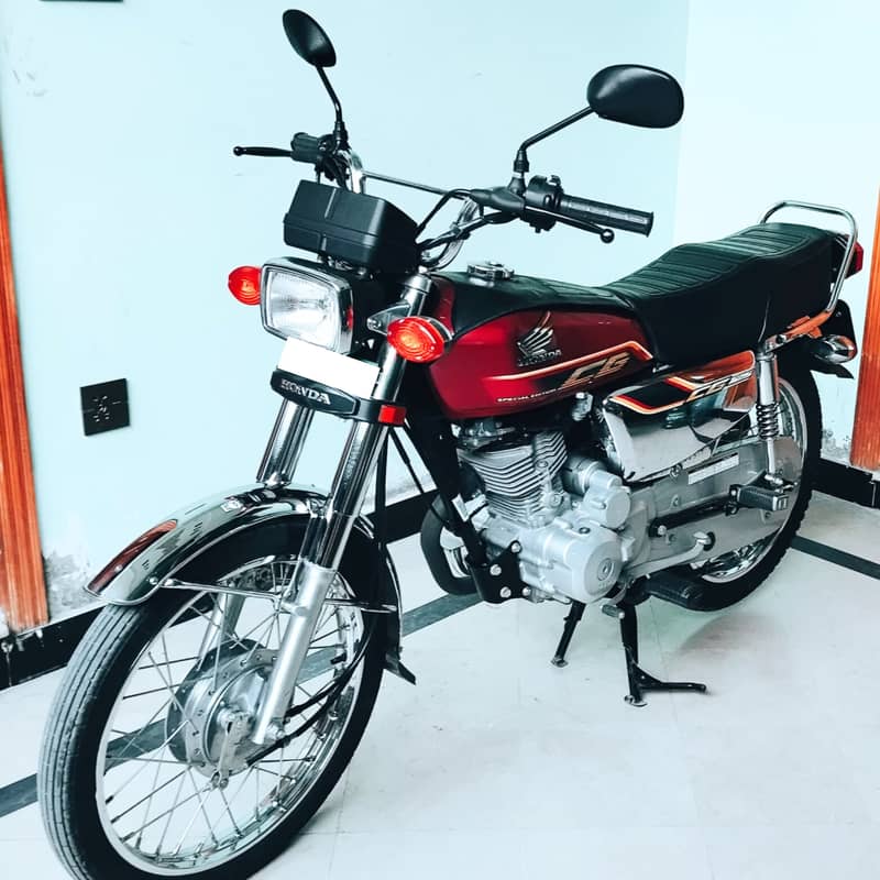 HONDA 125 Self Start bike For Sale 1