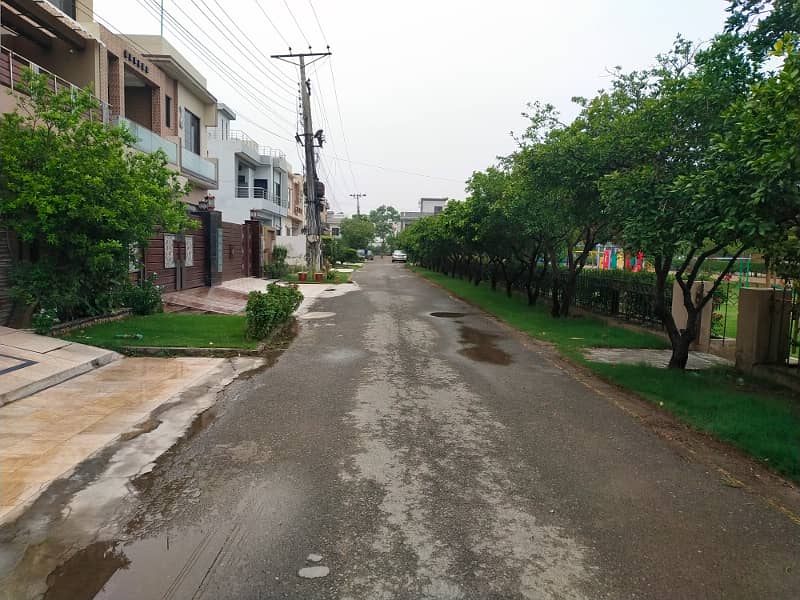 5 Marla Plot For Sale In Khayaban E Zafar Society Lhr. 4