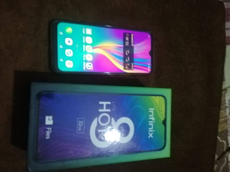 infinix hot 8 lite with box 1