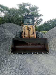 wheel loader