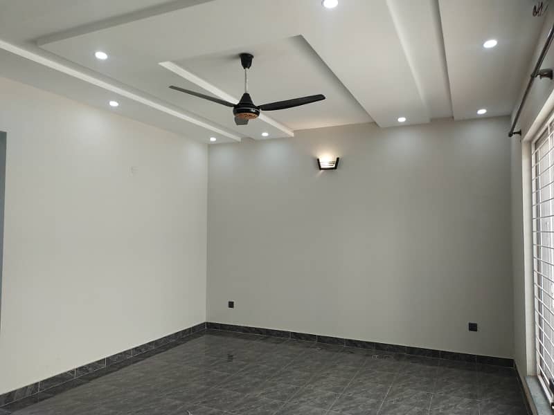 1 Kanal For Rent Upper Portion In Judicial Colony Phase 3 Lhr. 2